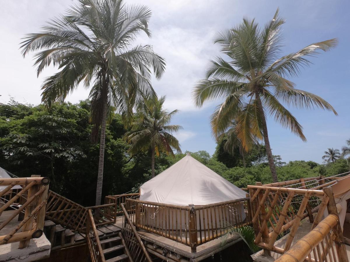 Glamping Due Amici Ξενοδοχείο Palomino Εξωτερικό φωτογραφία