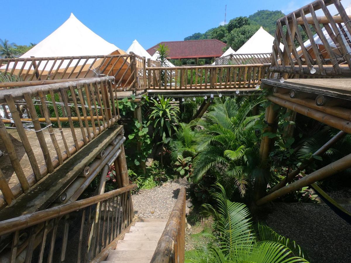 Glamping Due Amici Ξενοδοχείο Palomino Εξωτερικό φωτογραφία