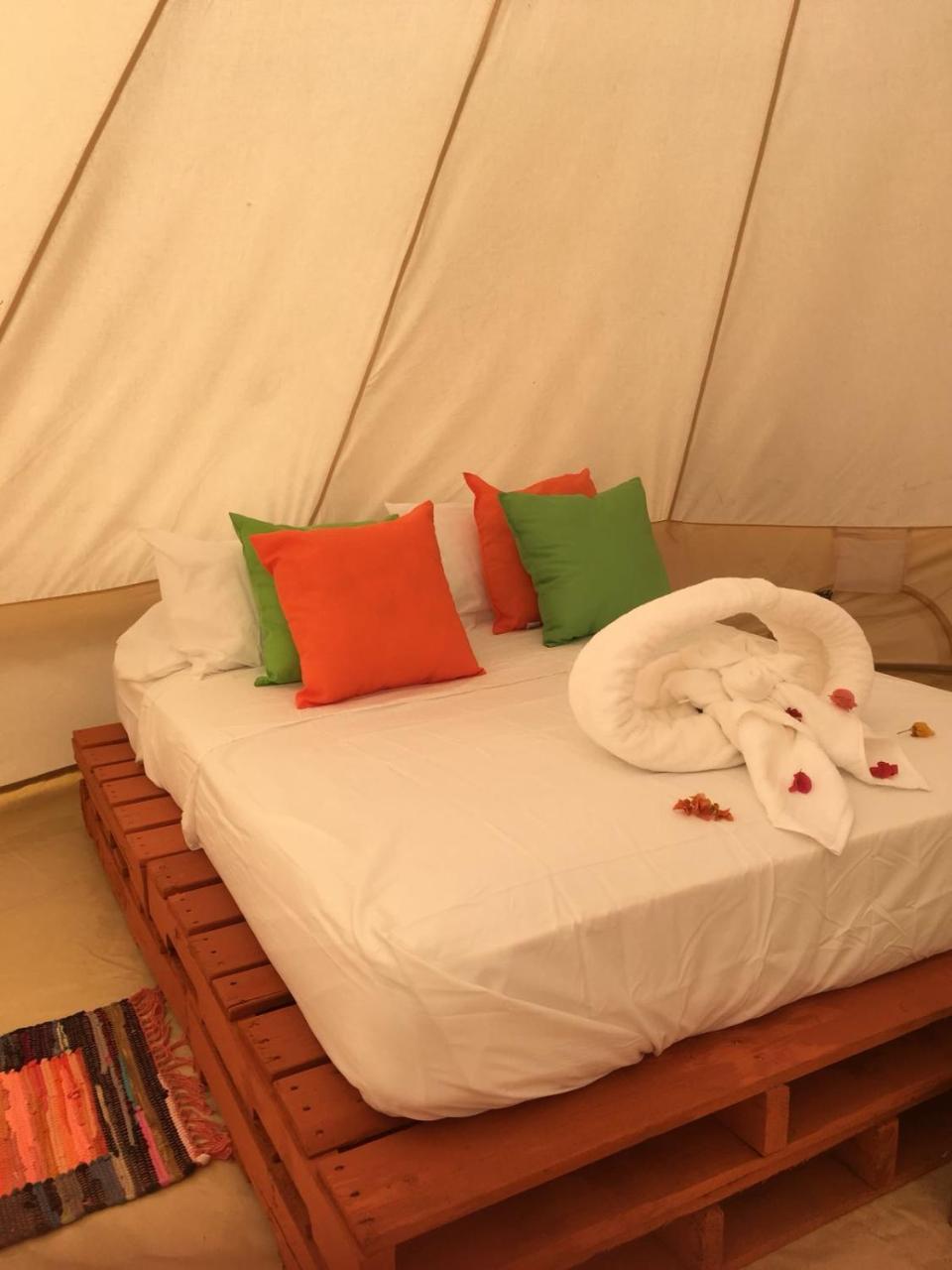 Glamping Due Amici Ξενοδοχείο Palomino Εξωτερικό φωτογραφία